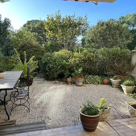 Spacieux Avec Jardin Et Terrasse A Saint-raphael - 6 Couchages, Parking Inclus - Fr-1-226a-169 *